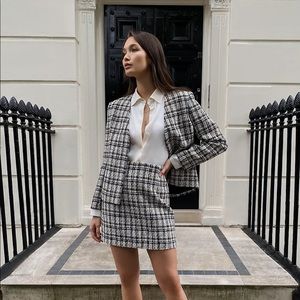 Aritzia Tweed Blazer